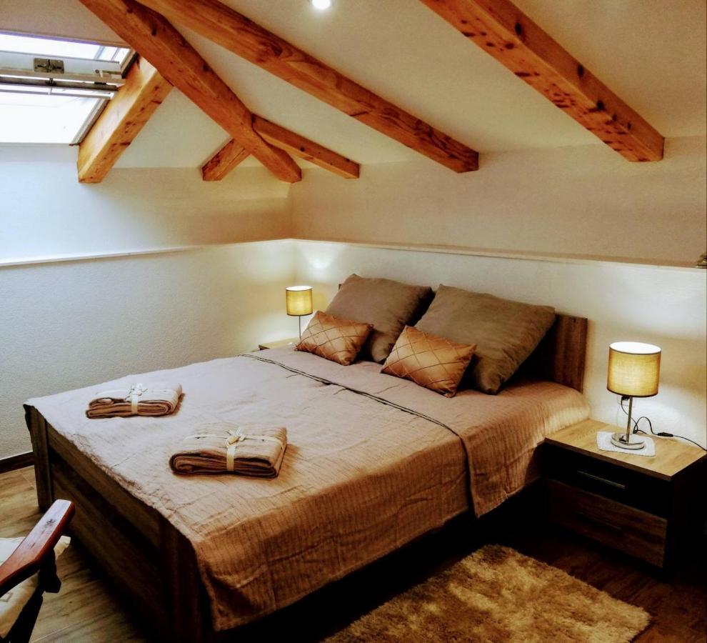 Lux Attic Old Town Rab Rab Town Exterior foto